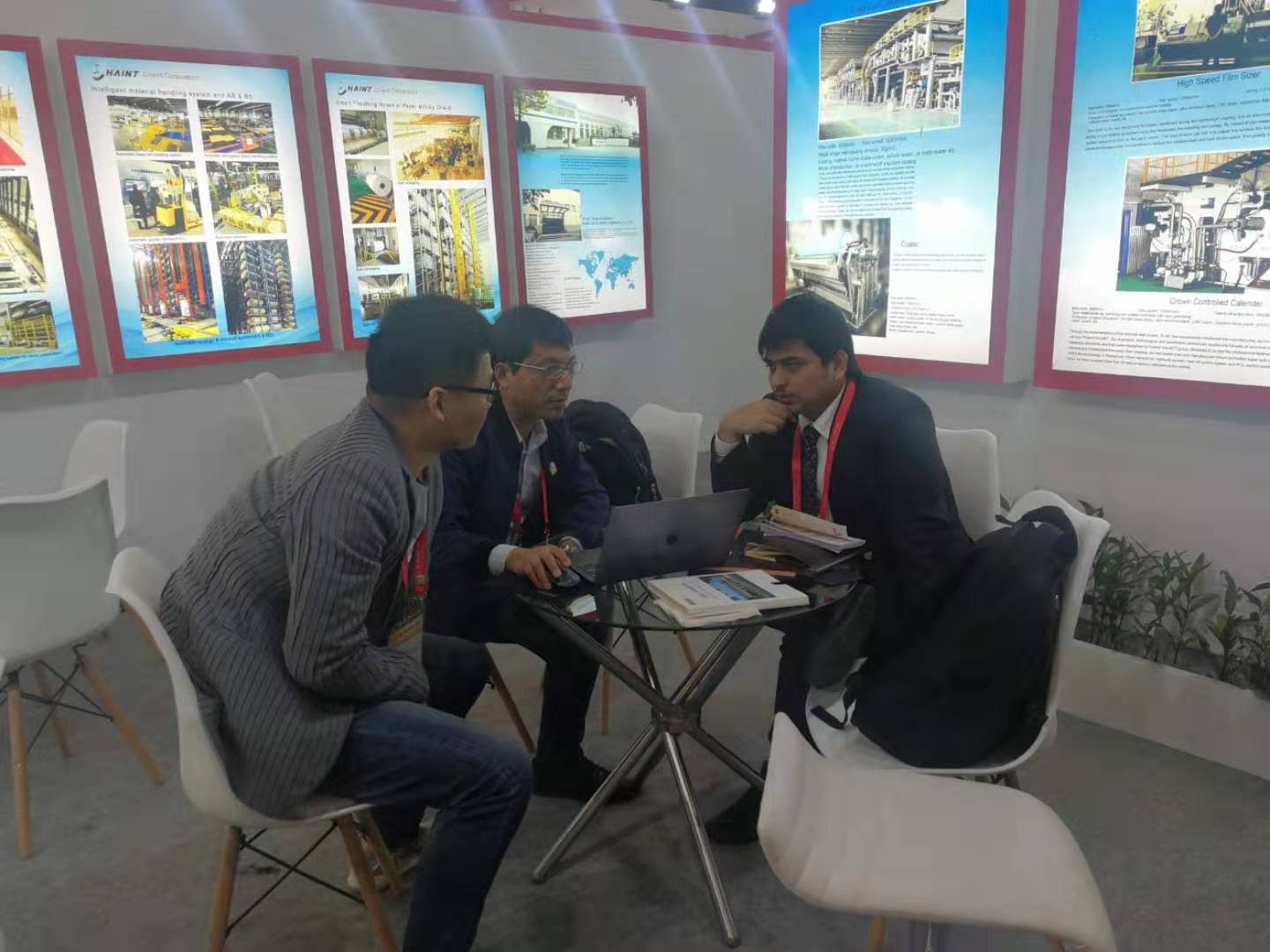 公司代表团赴印度新德里参加2019Paperex印度国际纸展